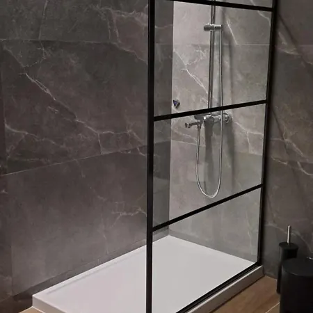 Loft Bianco Nero Appartement Tríkala