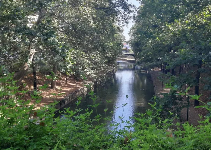 Loft Bianco Nero * Τρίκαλα