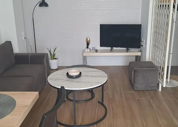 Loft Bianco Nero Τρίκαλα